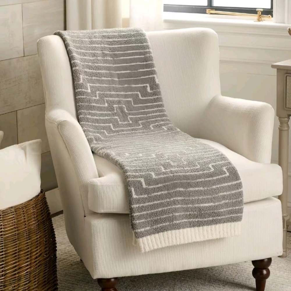 Barefoot Dreams CozyChic Diamond Striped Blanklet 45x60